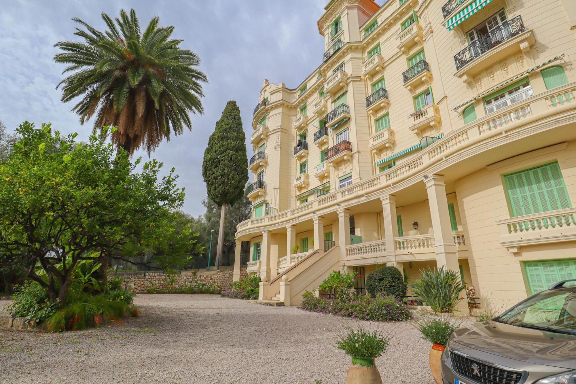 "Le Garavan Palace" Idyllique, Proche Gare Et Plage Menton Eksteriør billede